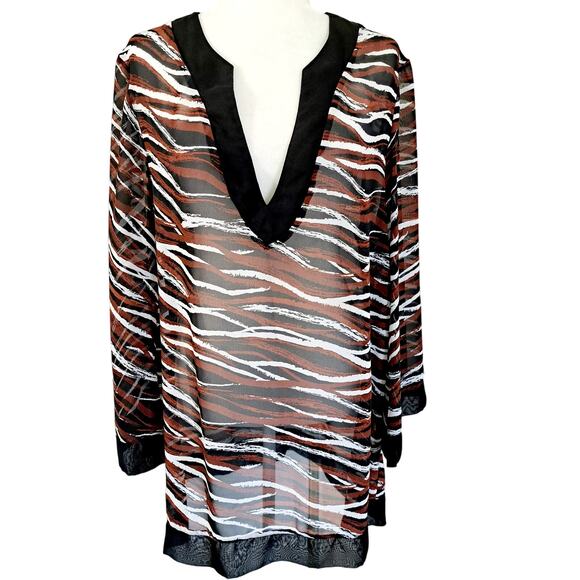 Palisades Beach Club Animal Print Top - Picture 1 of 8